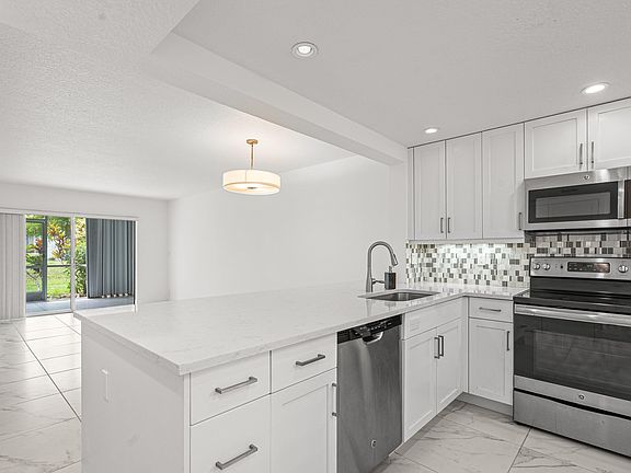 4th image of 3090 Holiday Springs Boulevard Unit 109