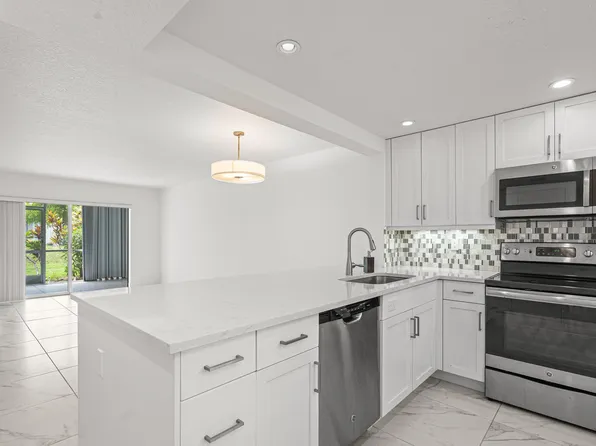 3090 Holiday Springs Boulevard Unit 109, Margate, FL 33063