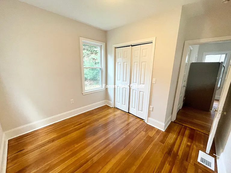 26 Taft St — Photo 8