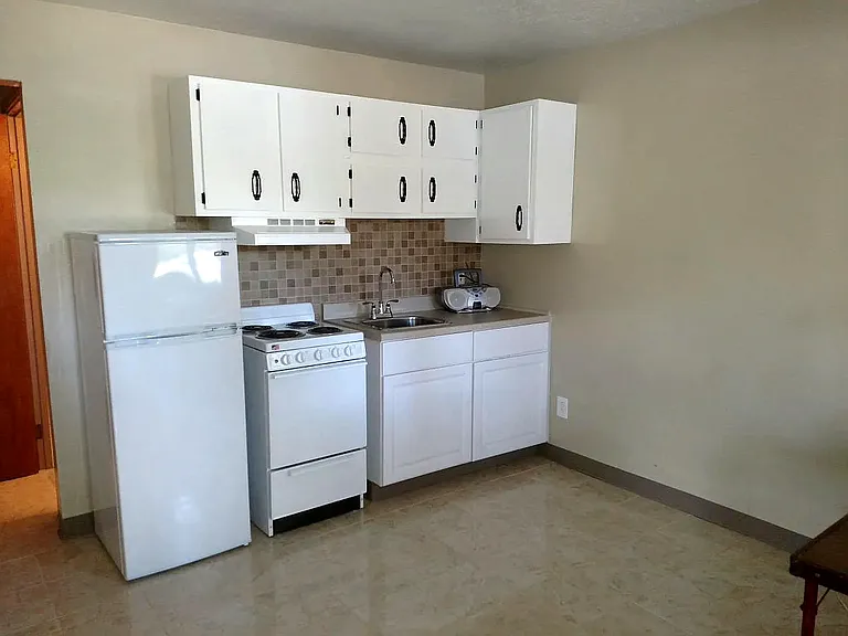 7555 Southwestern Blvd #A — Photo 2