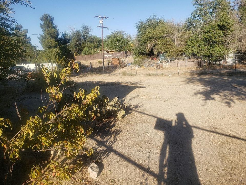 2nd image of 15801 Burwood Rd