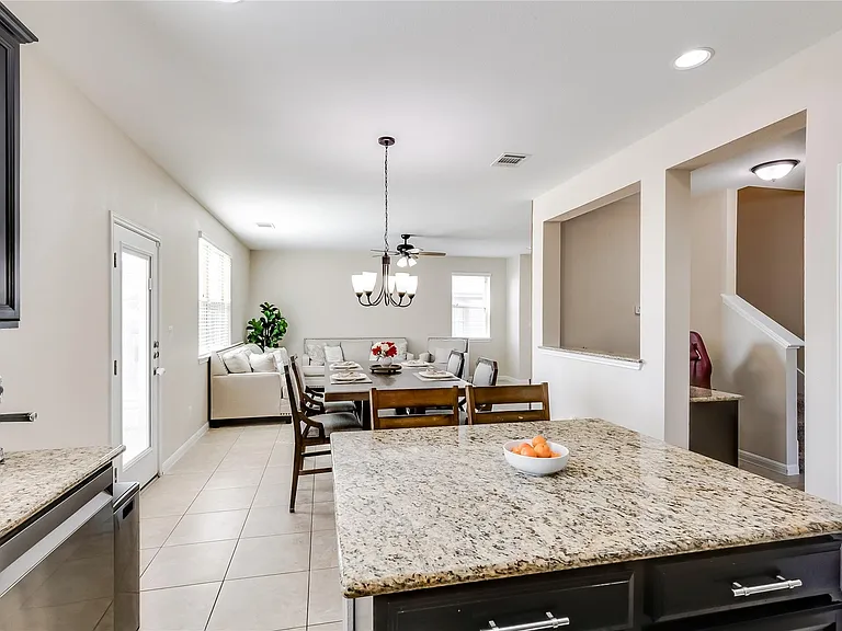 5745 Porano Cir — Photo 13