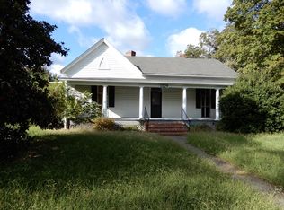 1029 Jefferson St, Boydton, VA 23917