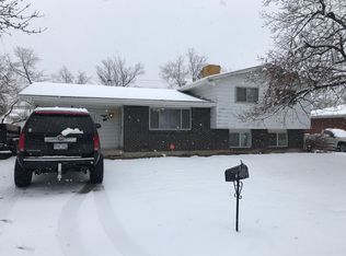 988 S Owens Ct, Lakewood, CO 80226