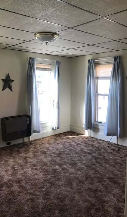 2nd image of 40 Erie Ave APT 201
