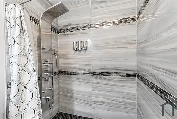 2419 Vegas Valley Dr — Photo 24