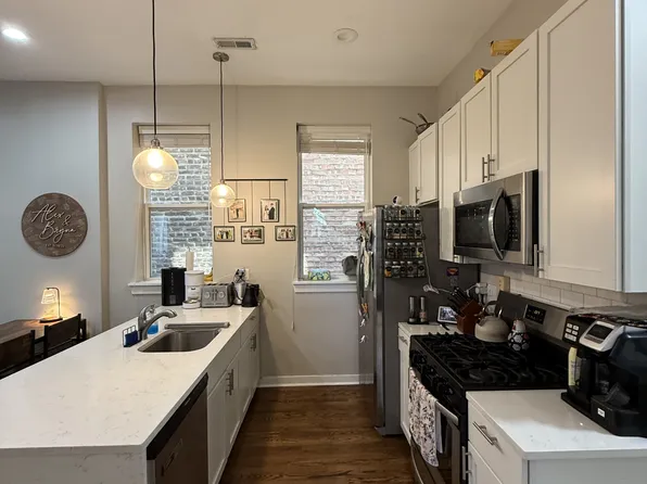734 N Throop St, Chicago, IL