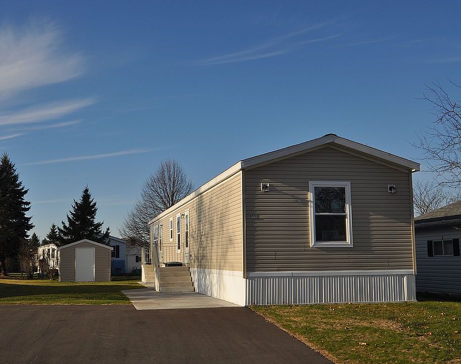 1st image of 655 Aspen Grv