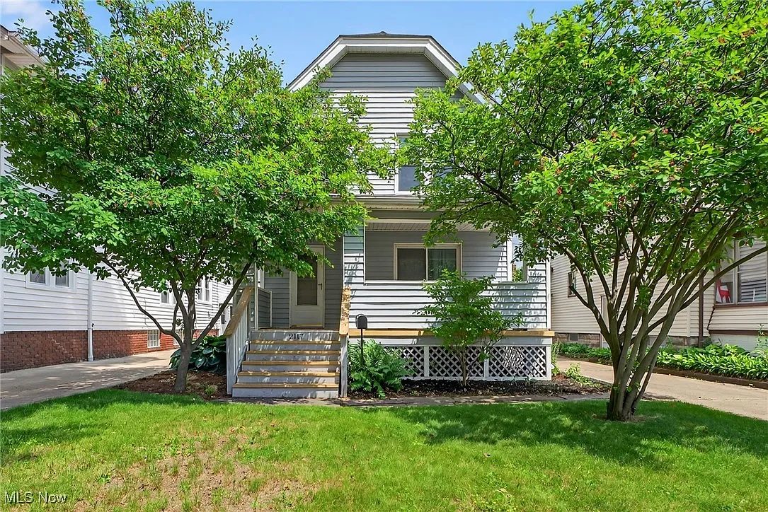 2117 Woodward Ave photo 1