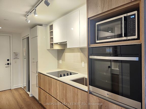 2nd image of 319 Jarvis St #1909