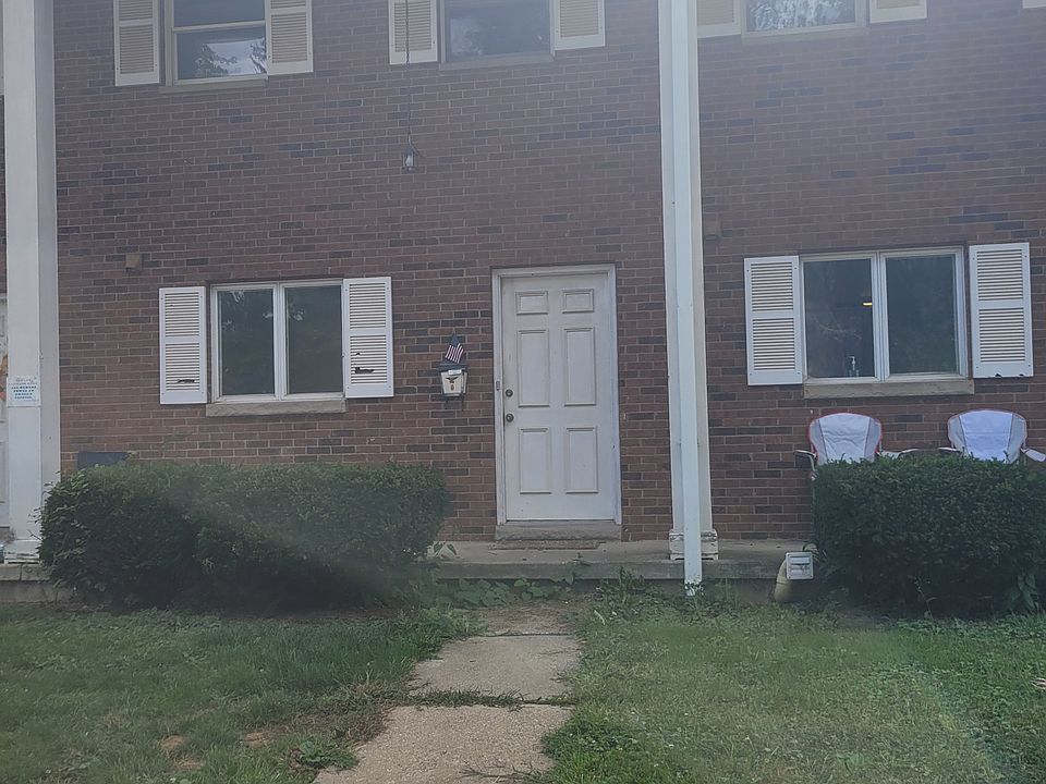 1st image of 93 S 7th Ave APT A