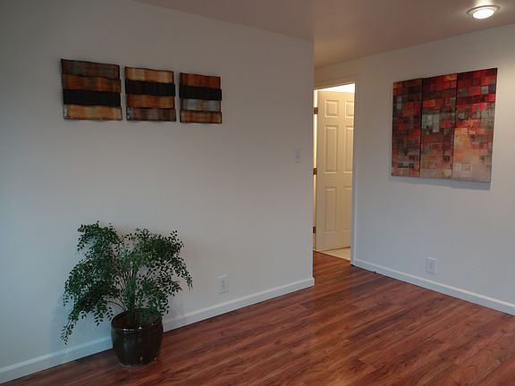 upper level living room