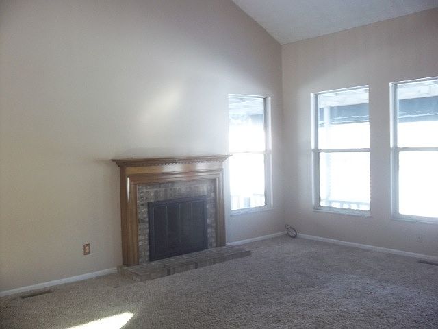 1st image of 602 Cherry Hill Dr