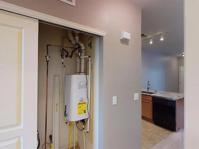 9300 E Florida Ave #1008 — Photo 20