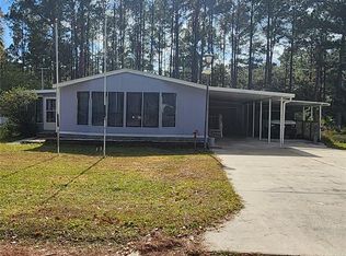 17700 SE 86th St, Ocklawaha, FL 32179