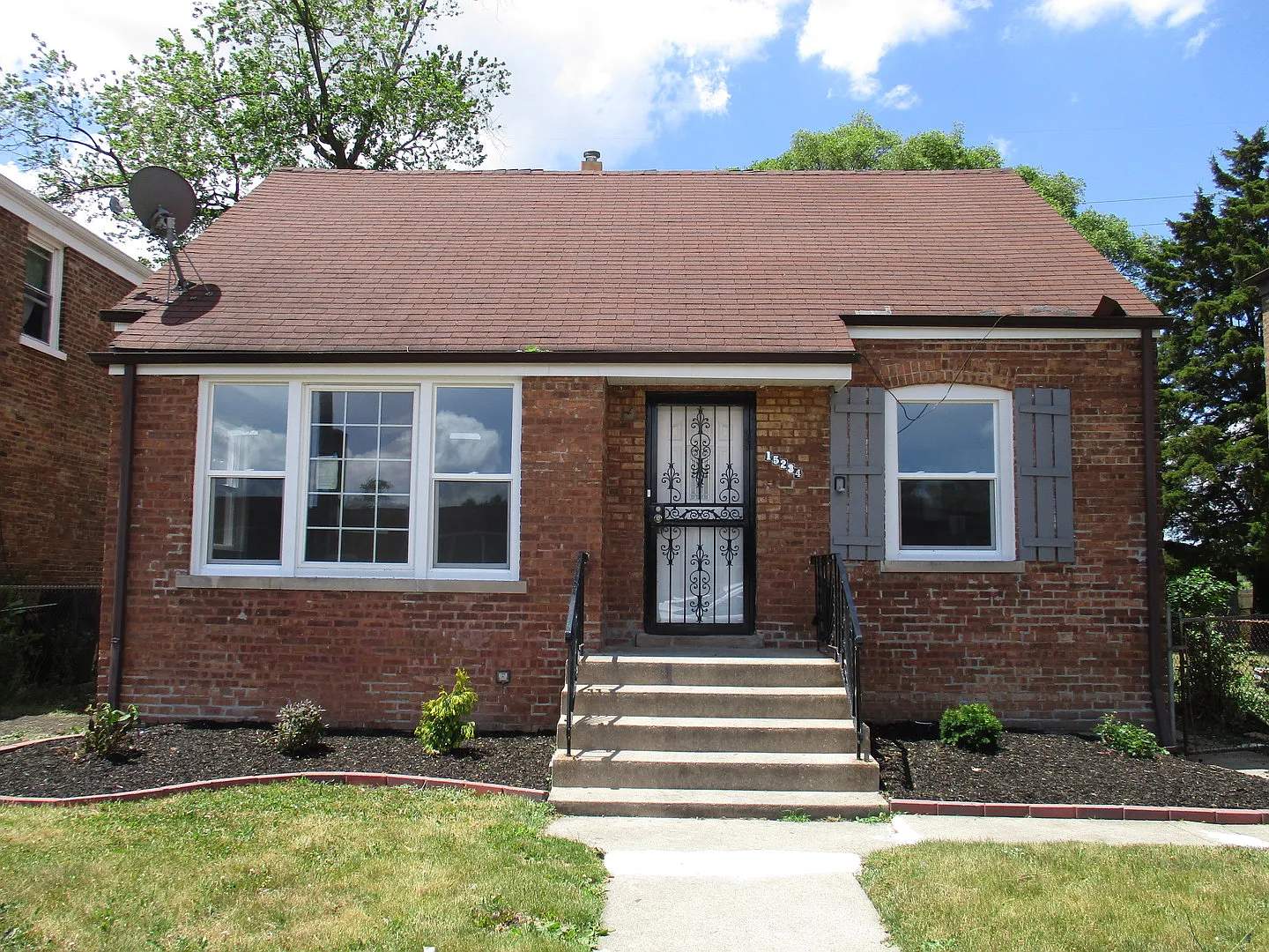 15234 Winchester Ave photo 1