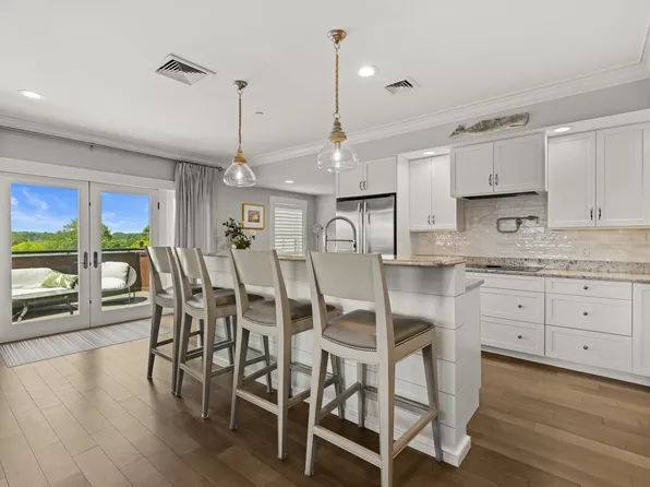 51 Islington Street #406, Portsmouth, NH 03801