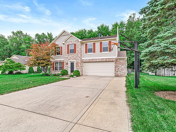 5th image of 69 Knoll Ln