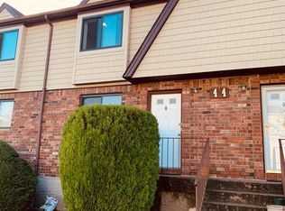 44 Farraday St, Staten Island, NY 10314