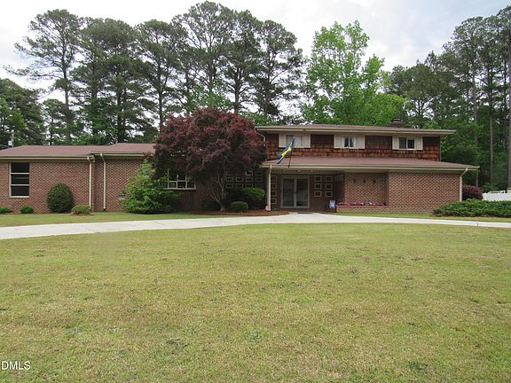 2nd image of 12 Cedar Dr