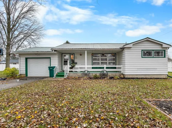 806 S Division St, Flora, IN 46929