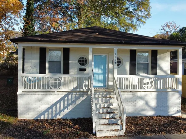 1904 Rush Wind Dr, Charlotte, NC 28206