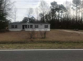 2114 W Wards Bridge Rd, Warsaw, NC 28398