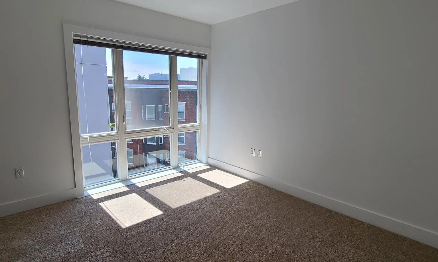 2 bed, 1081 sqft, $3,495 — Photo 3