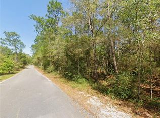 X, Defuniak Springs, FL 32435