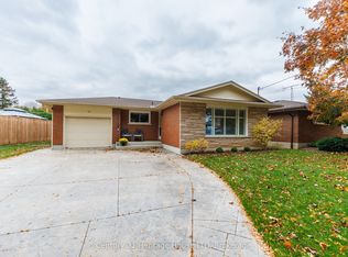 18 Princeway Dr, Saint Catharines, ON L2N 2X6