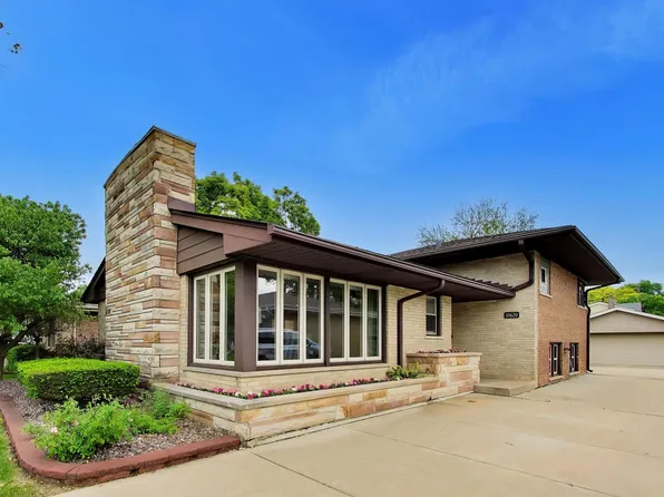 10620 Lockwood Ave, Oak Lawn, IL 60453