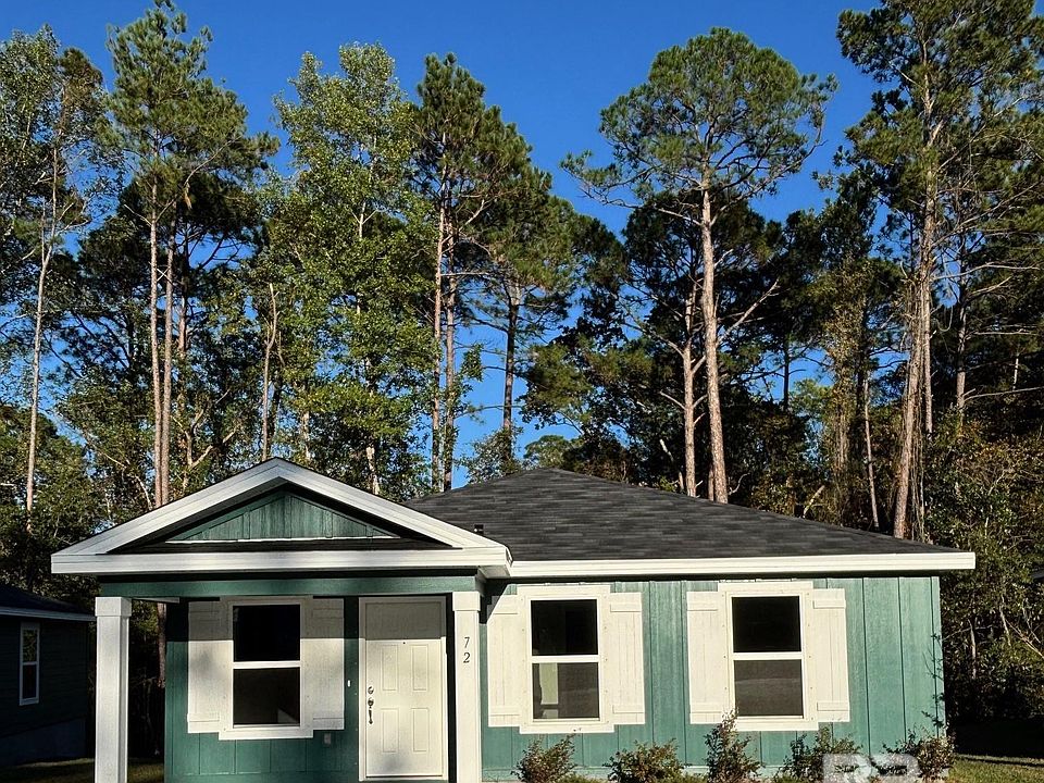 1st image of 72 Summer Oaks Dr