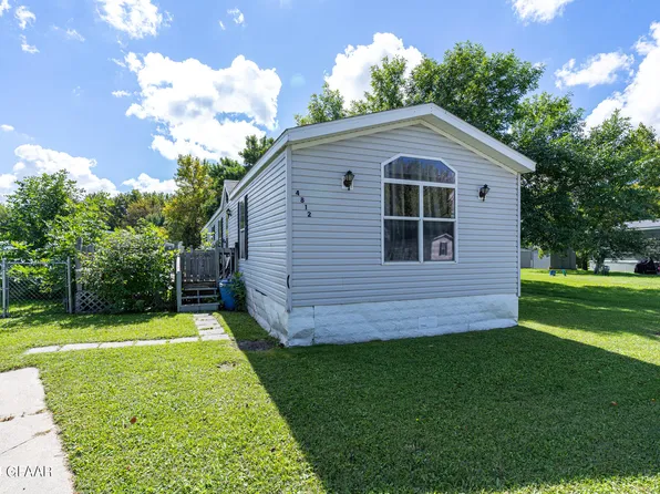 4812 Iron Gate Ct, Grand Forks, ND 58203