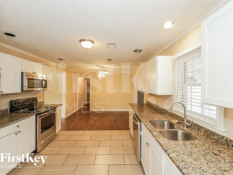 1300 Anderson Mill Rd — Photo 7