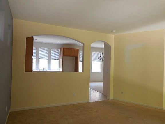 5th image of 3076 Mary Helen Ln