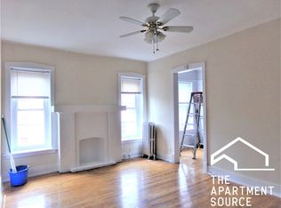 6530 N Lakewood Ave #8, Chicago, IL 60626