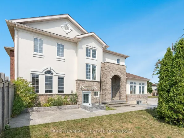 2 Vanessa Dr, Orillia, ON L3V 7Y8