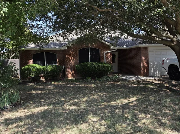 1718 Ryanfeld Dr, Mansfield, TX 76063