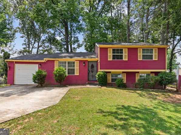 5393 Kristian Ct, Stone Mountain, GA 30088