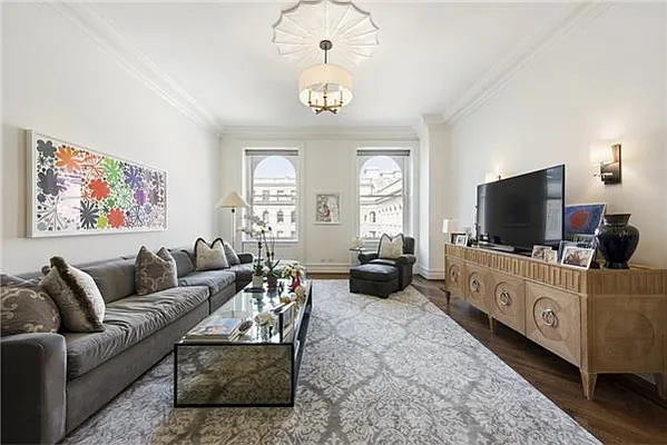 Sold by Engel & Völkers New York Real Estate | media 20