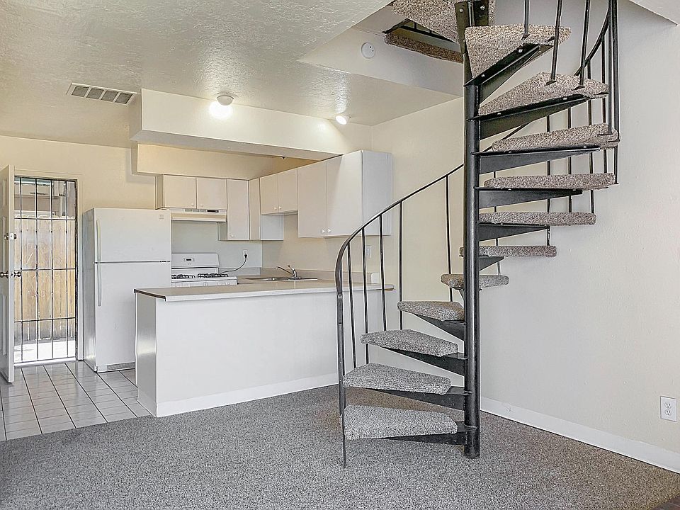 1st image of 525 Ortiz Dr SE APT C