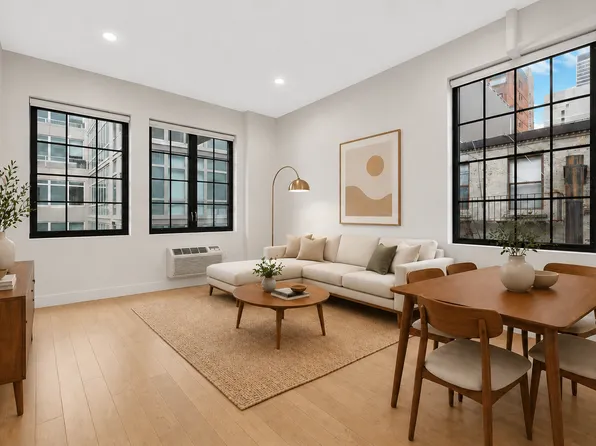 304 East 52nd Street image 1 of 5
