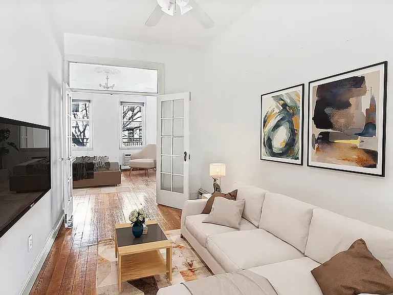 78 Devoe St #2L — Photo 5