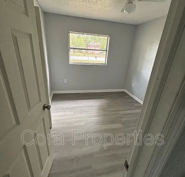 2436 Lilly St — Photo 14