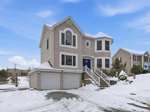 46 Moose Club Park Road, Goffstown, NH 03045