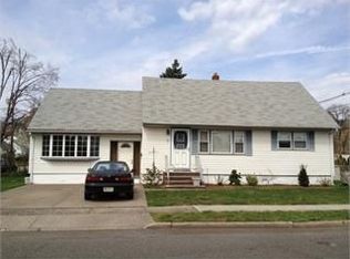 6 Goss Pl, Clifton, NJ 07013