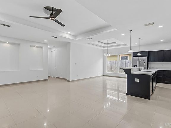 2nd image of 2021 Rice Ave