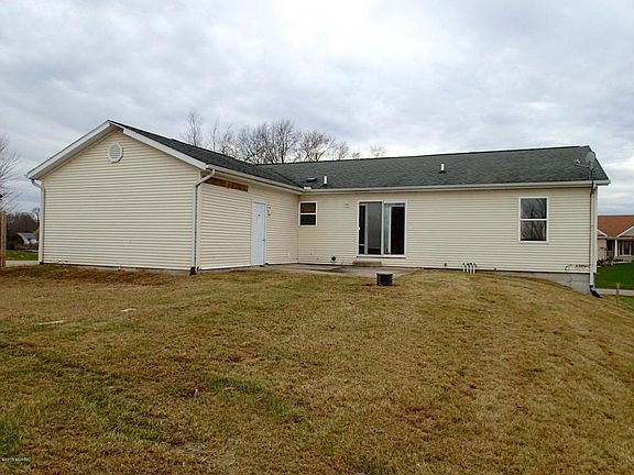 3rd image of 69525 Christiana Creek Dr