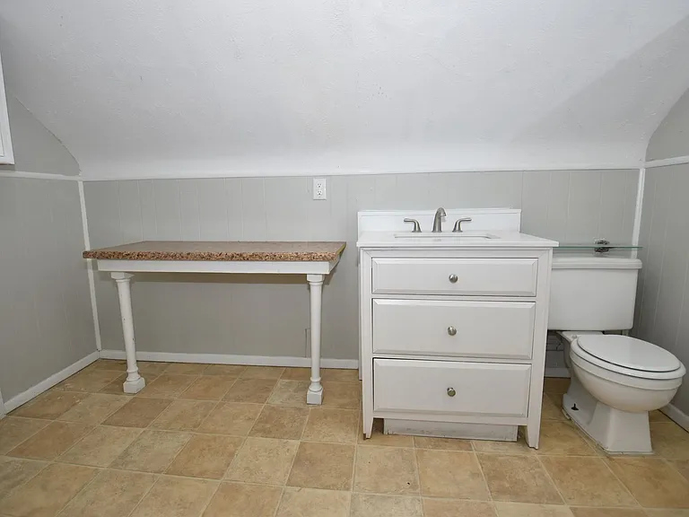 116 N Notre Dame Ave — Photo 18