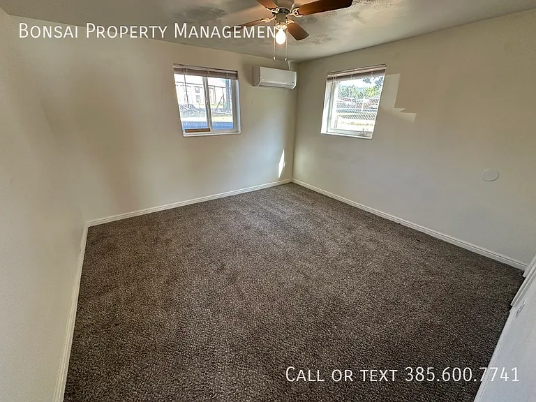 997 Chapel Dr #2 — Photo 4